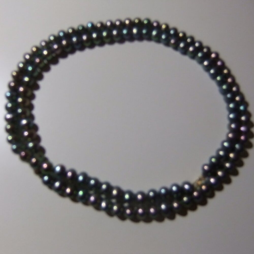 14K 24 INCH LUSTROUS BLACK FRESHWATER PEARL NECKLACE